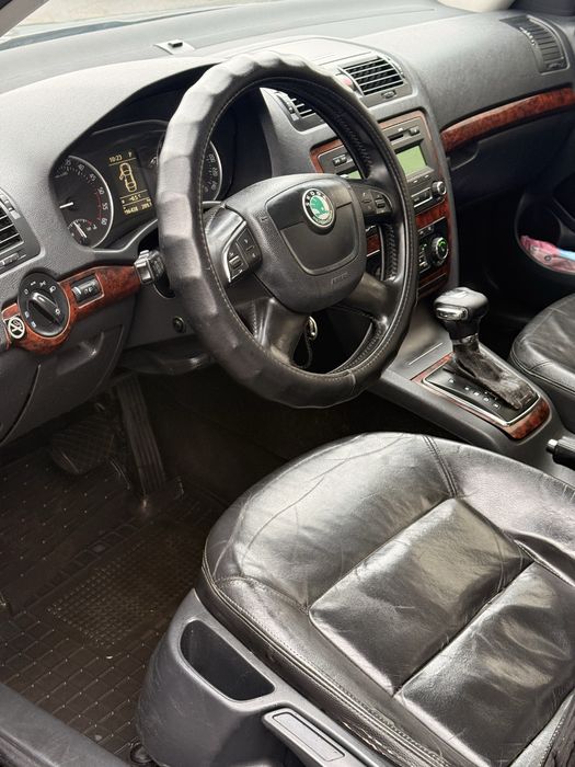 Шкода А5 універсал 1.9 TDI автомат 2009