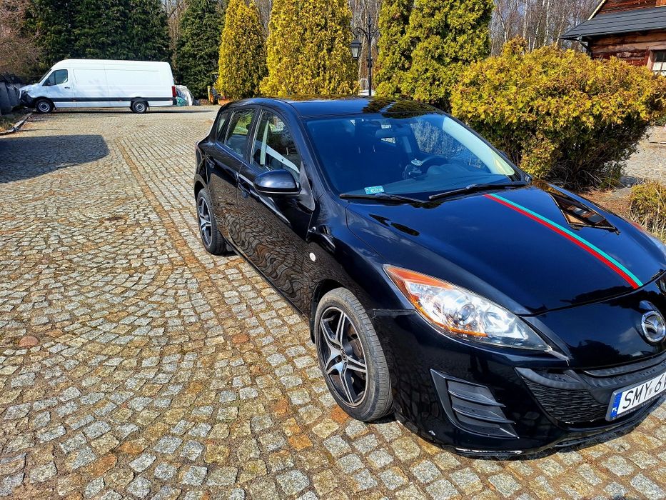 Mazda 3 Hatchback 1.6 Benzyna 105 KM  2011   148 800km