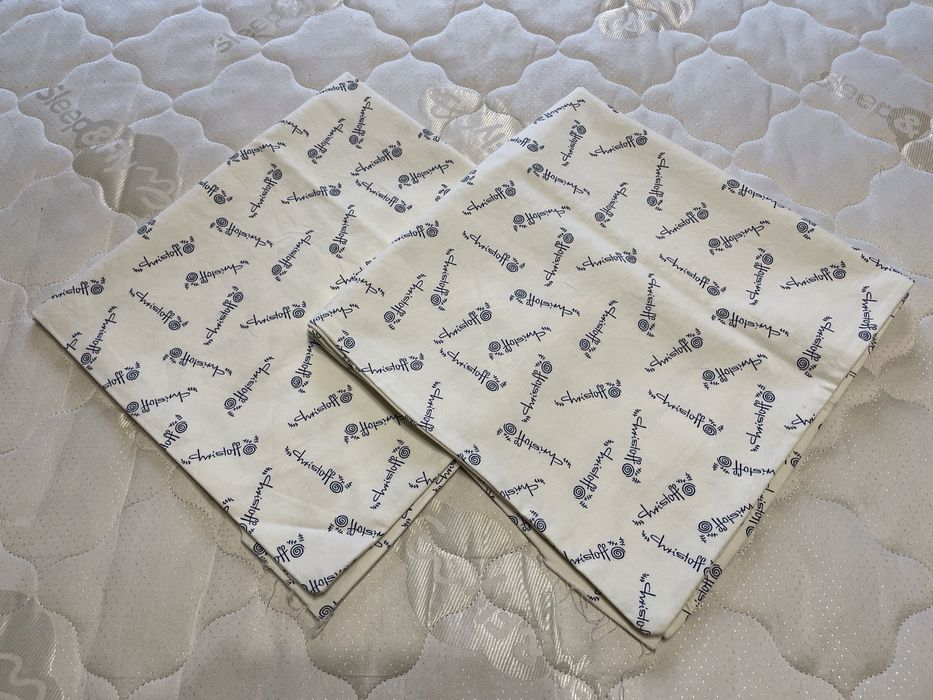 Напірники на подушки.