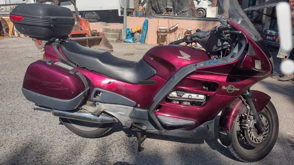 Honda pan european e cb 250 de 1987 em bom estado