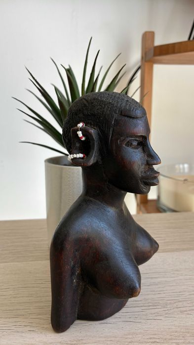 Escultura artesanal africana em madeira | Angola