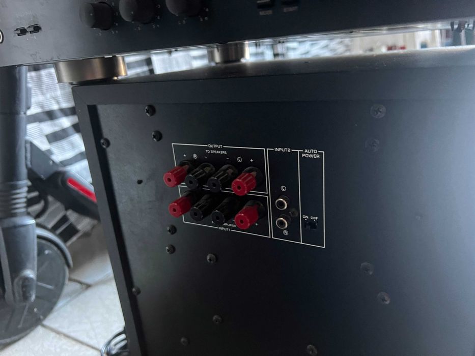 Sistema de som YAMAHA rx-v595