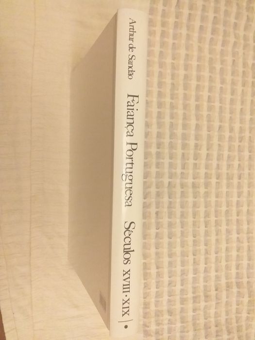 Livro*Faiança  PORTUGUESA = 1° EDIÇÃO.