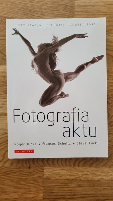 NOWA* Fotografia aktu Hicks Schultz Luck