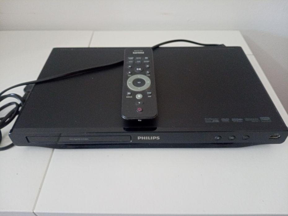 Leitor de DVD Philips Com comando	 - Pouco Uso. Como Novo*