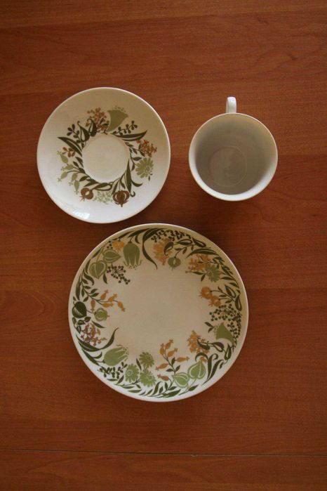 Zestaw kawowy filiżanka i 2 talerze - GDR 1777 Henneberg Porzellan