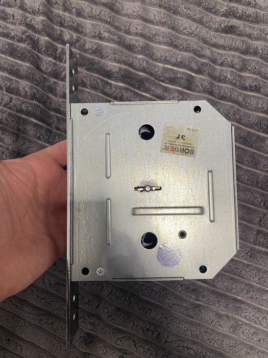 Врезной замок Border для двери, гаража, ворот замок Бордер