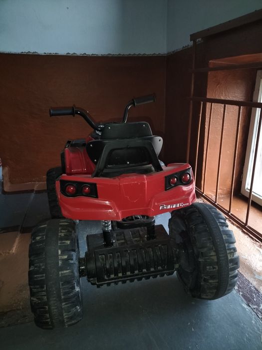 Дитячий електроквадроцикл Bambi Racer 4WD