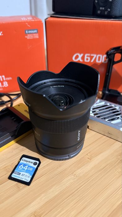 Kit Sony A6700 + Lente + acessorios (vendo separado tambem)