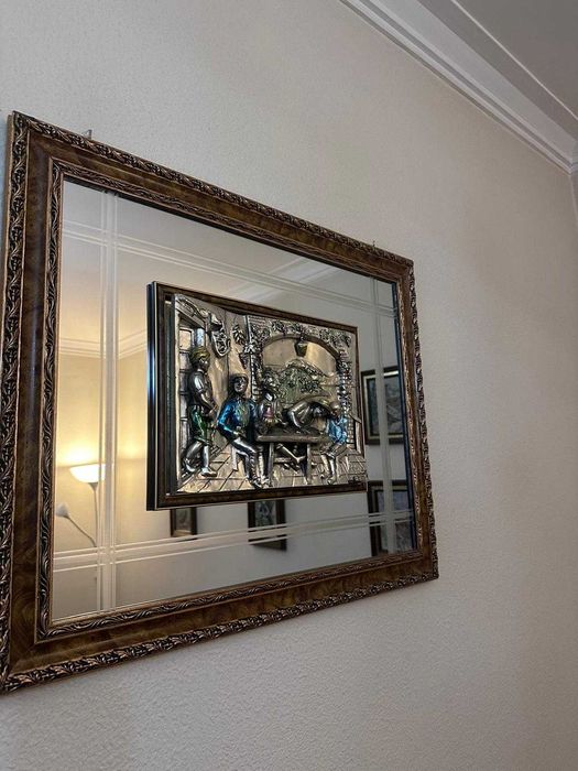 Quadro com espelho e relevo