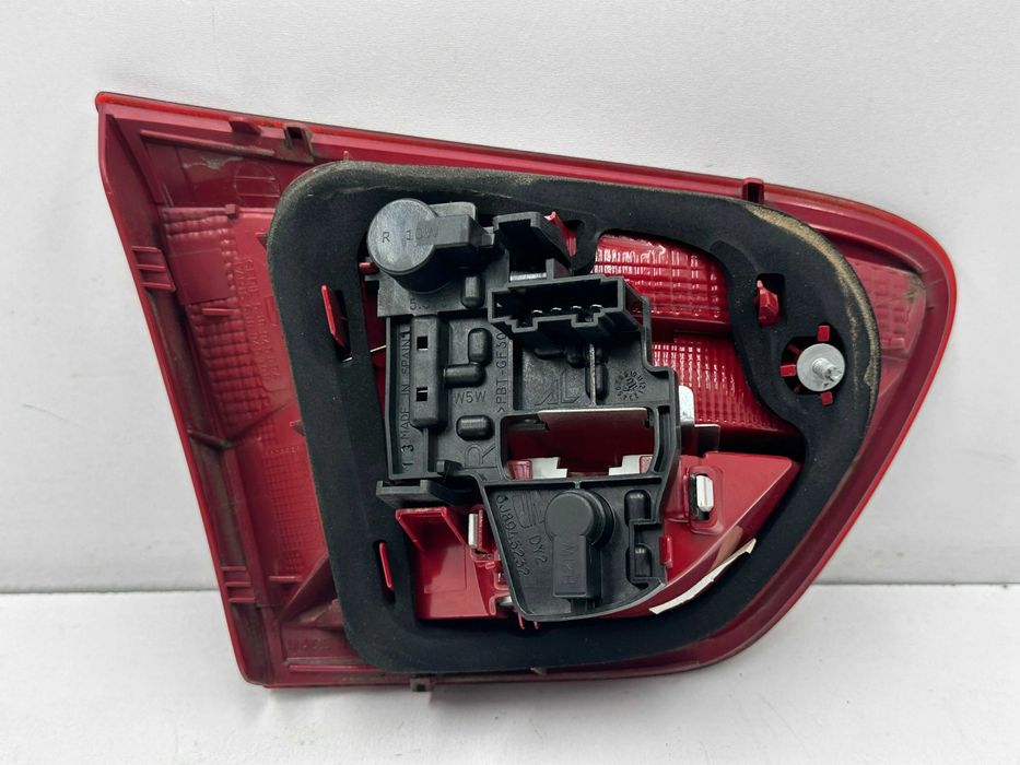 Farolim Mala Direito / Esquerdo - Seat Ibiza 6J ST (2011)