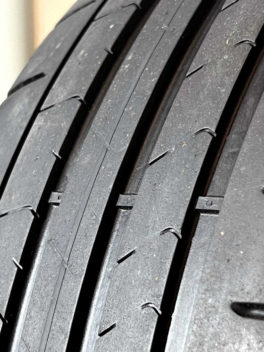 Pneus Pirelli Pzero PZ4 (Tesla) - 235/35/20 - Excelentes