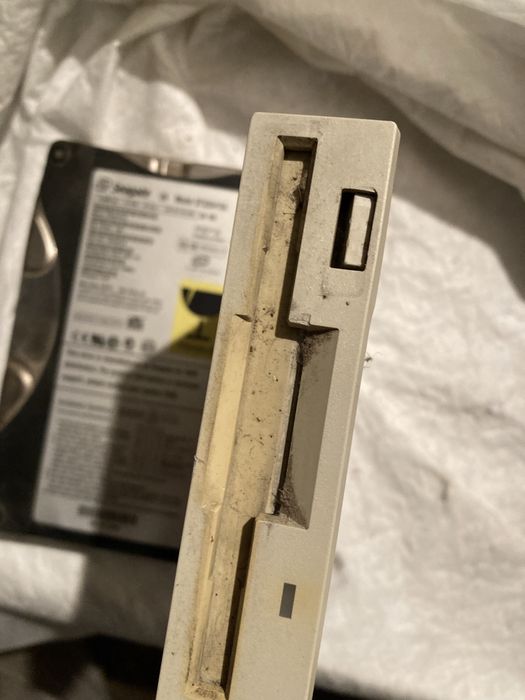 Жесткий диск запчасти