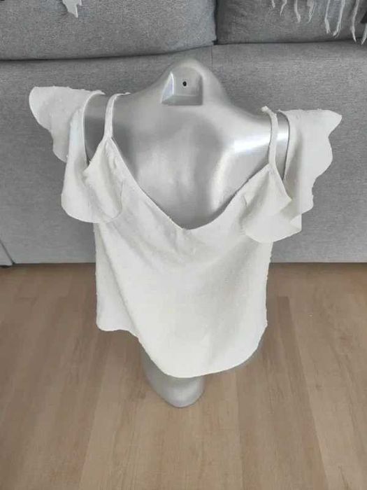 Blusa Branca Romântica com Detalhes Boho Chic
