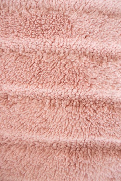 Casaco felpudo rosa (pelo sintético)