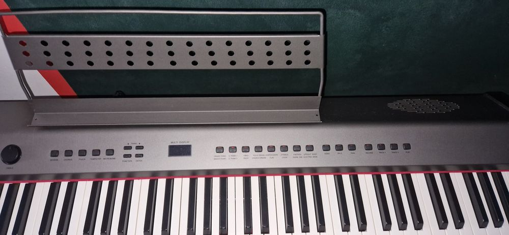 Teclado Hemingway DP-201 MKII 88 teclas com peso de tecla