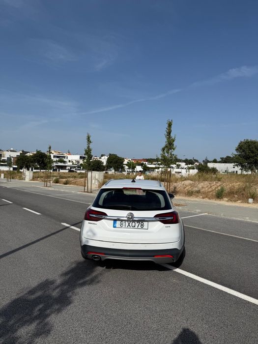 Opel Insignia Country Tourer 1.6
