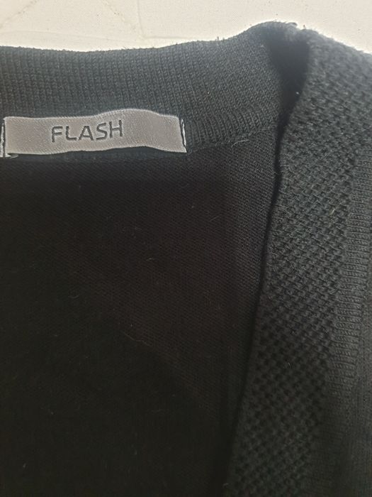 Жилетка черная на девочку 5-7 лет р 122