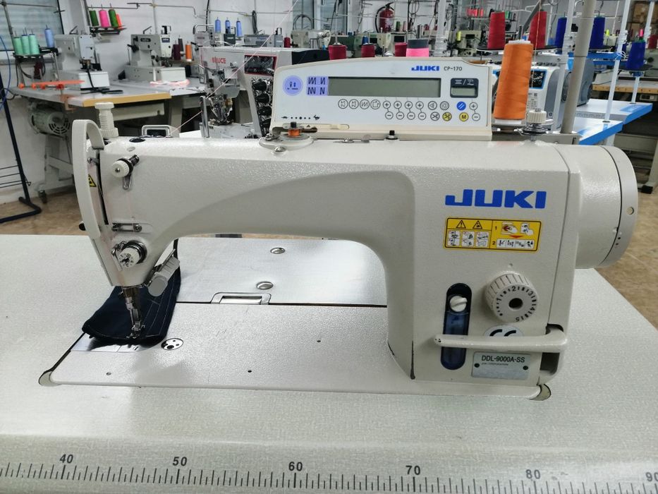 Maquina de molas e ilhós em bom estado com revisão feita