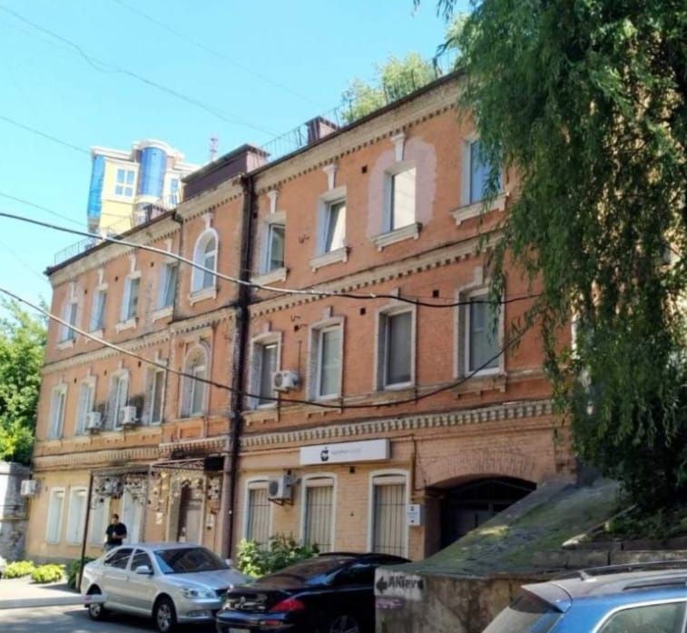 Продаж ОСБ Центр вул. Басейна