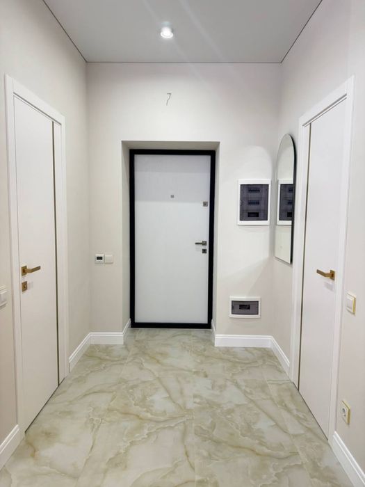 Продам 1 к квартиру 44 кв. ЖК Квадрат. Дуже якісн й ремонт