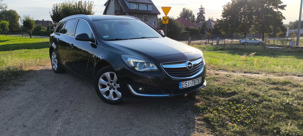 Opel Insignia A Sports Tourer 1.6CDTi 2015 rok