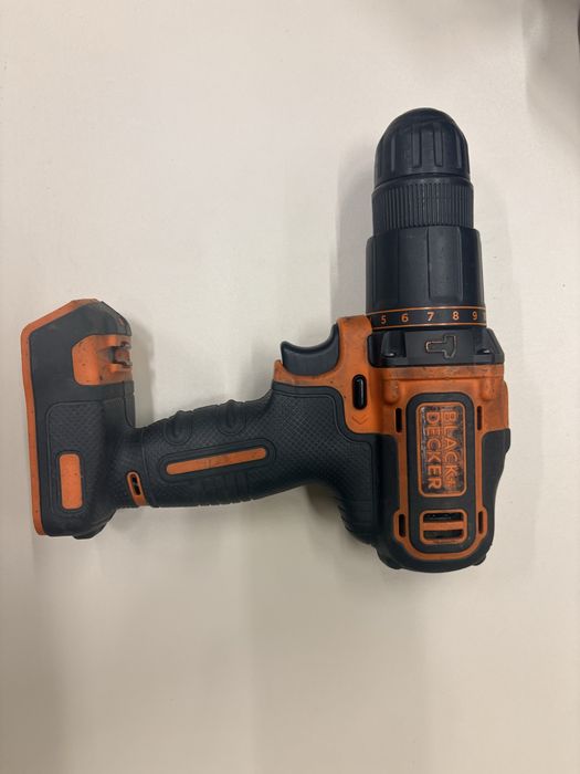 Wkrętarka i piła szablasta - zestaw Black&Decker