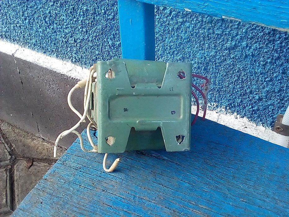 Трансформатор для выпрямителя преобразователя.