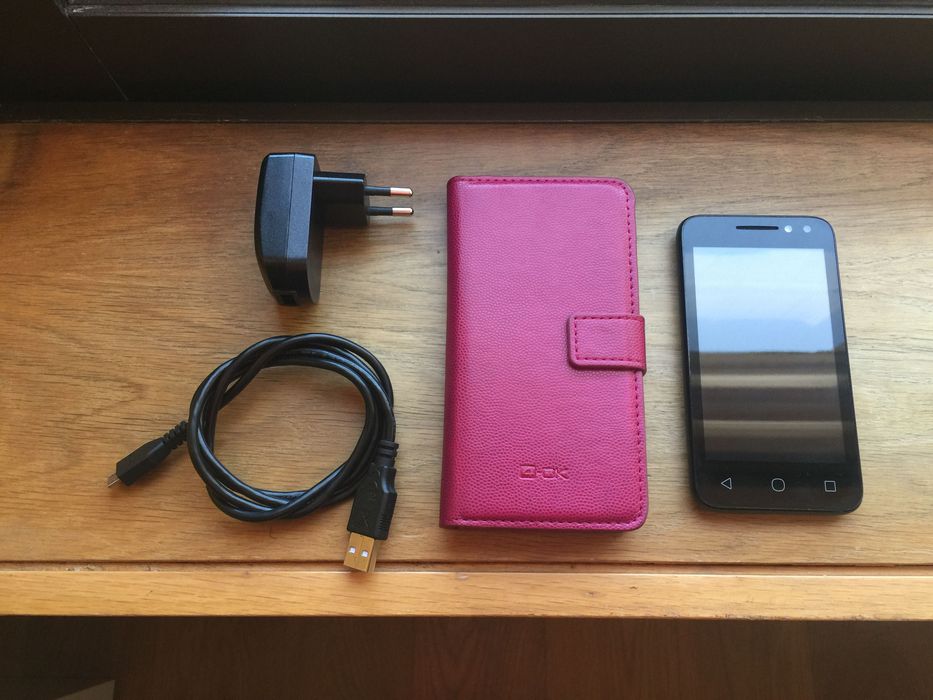 Alcatel Onetouch Pixie 4 com bolsa