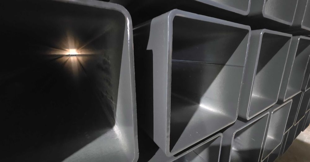 Słupki ogrodzeniowe 6x4 60x40x1,2  antracyt ral7016