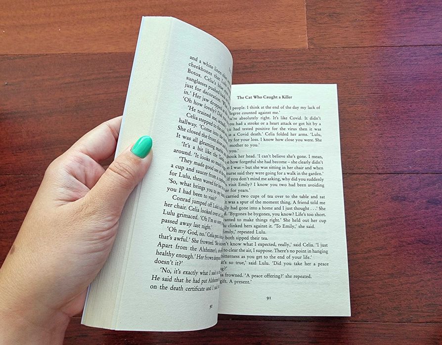 Livro "The Cat Who Caught a Killer" de L T Shearer (em Inglês)