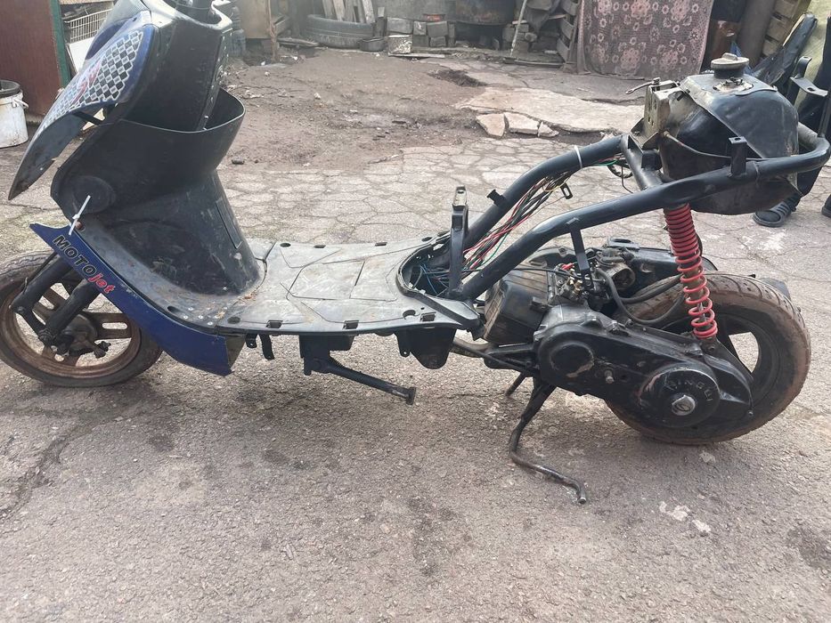 Продам скутер китай