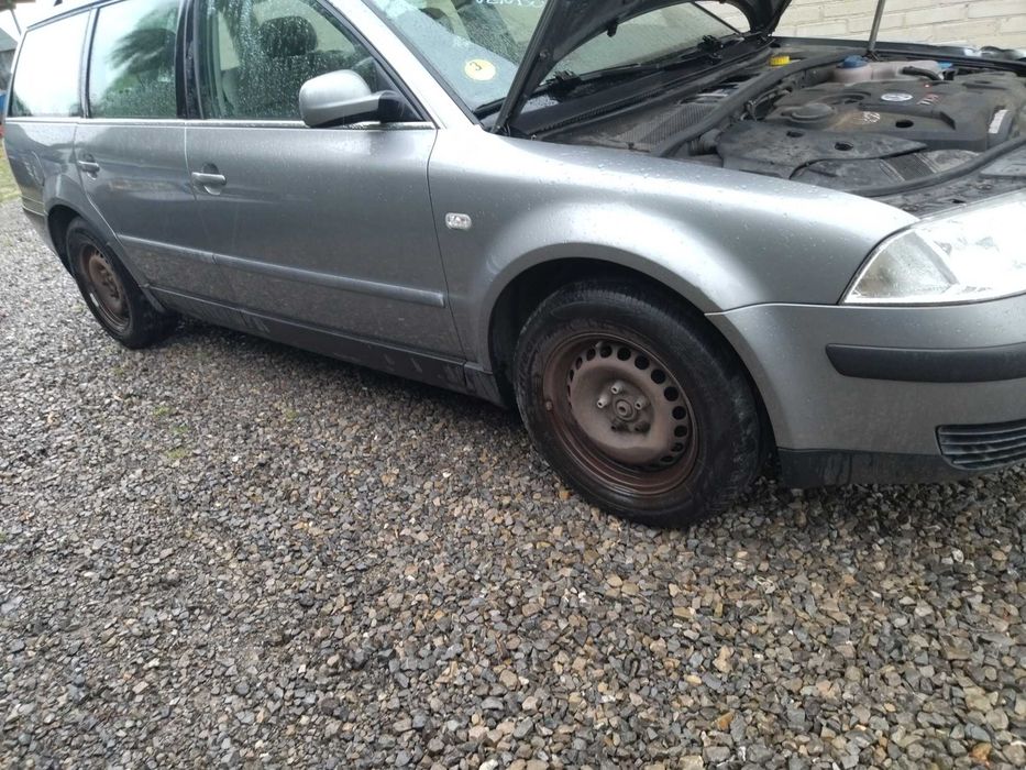 slizg maska fotele lampa hak sprzeglo drzwi passat b5 fl LD7W avf frk