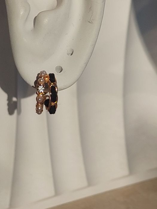 Nowe kolczyki panterka czarne dla niej Prezent