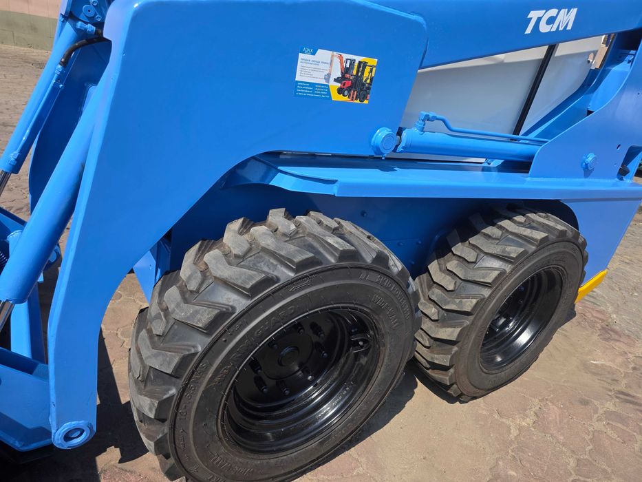Навантажувач фронтальний TCM 607T