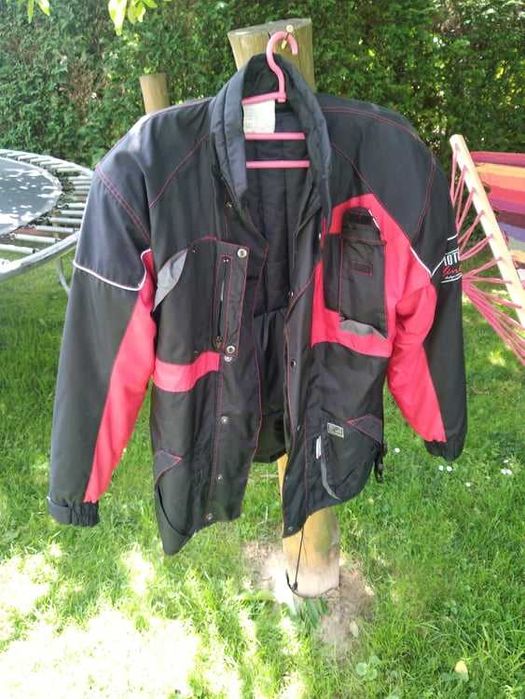Kurtka nie przemakalna
