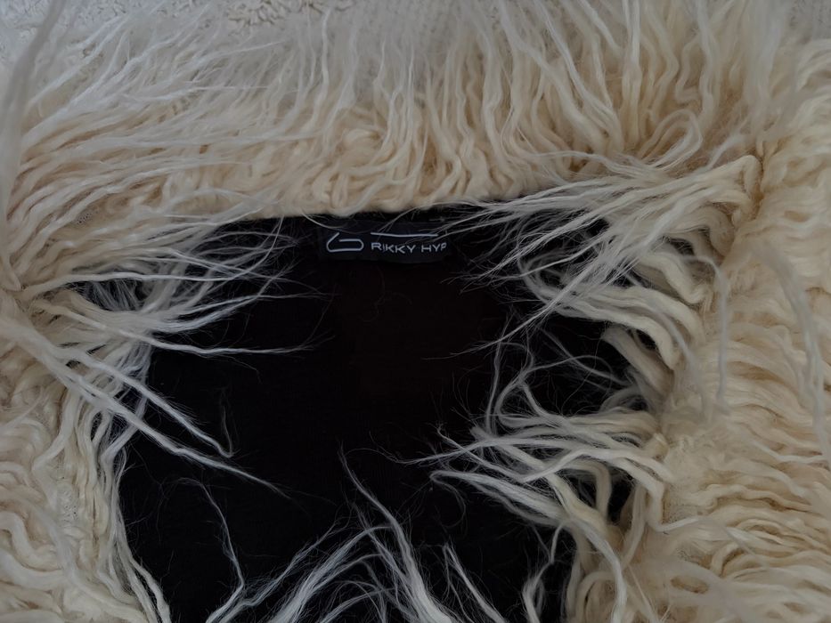Rikky Hype кофтинка з оздобленням з екохутра