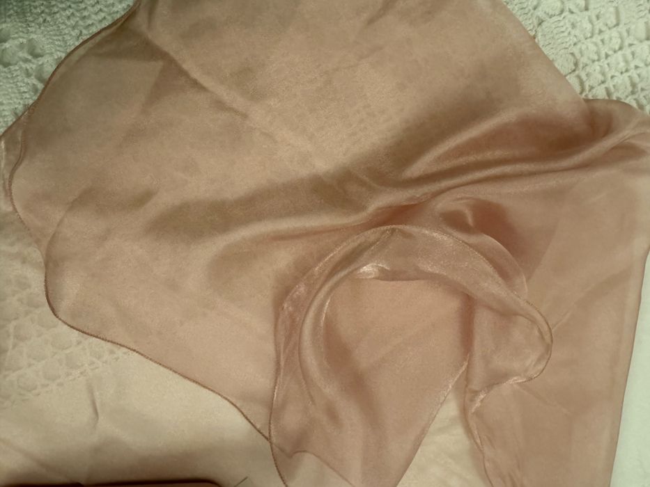 Pochete e echarpe rosa claro, novas , nunca usadas