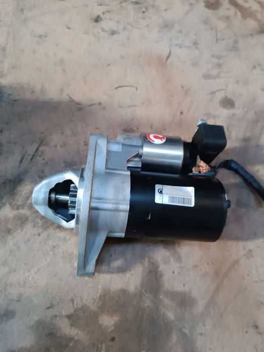 Alternador/motor arranque/compressor AC b-Toyota Yaris1.4 d4d(2008)