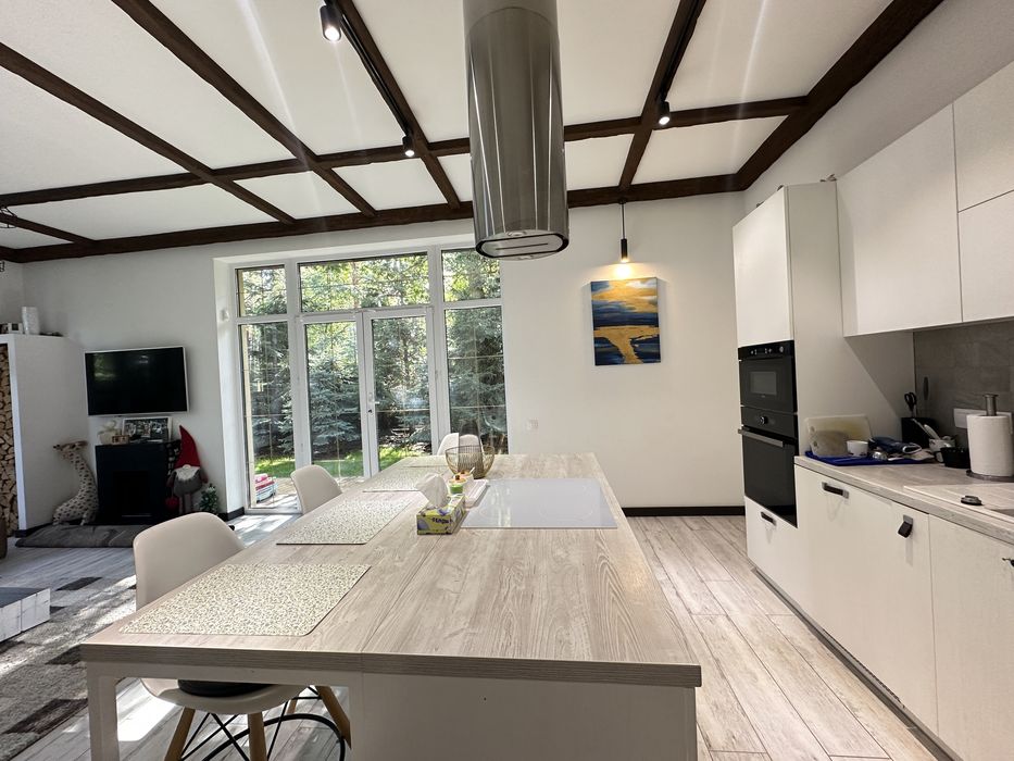 Оренда будинку в передмісті Києва