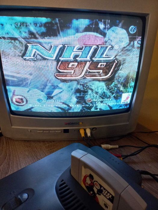 NHL 99 N64 prezent Nintendo 64