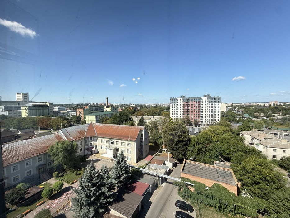 Продаж 2-кімнатної квартири з якісним ремонтом, ще ніхто не проживав