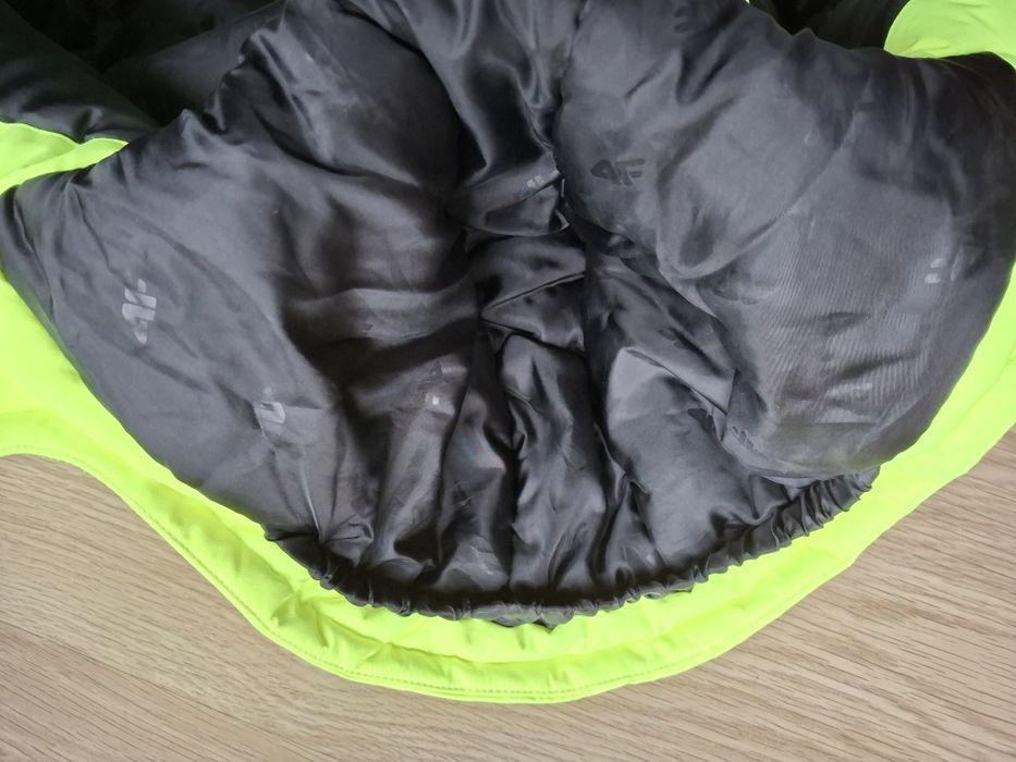 Kurtka narciarska chłopięca 4F 158 cm