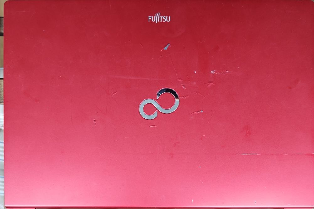 Ultrabook Fujitsu U772 Vermelho 8GB RAM