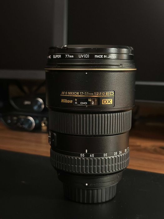 Nikon AF-S DX Zoom-Nikkor 17-55mm f/2.8G IF-ED – stan idealny