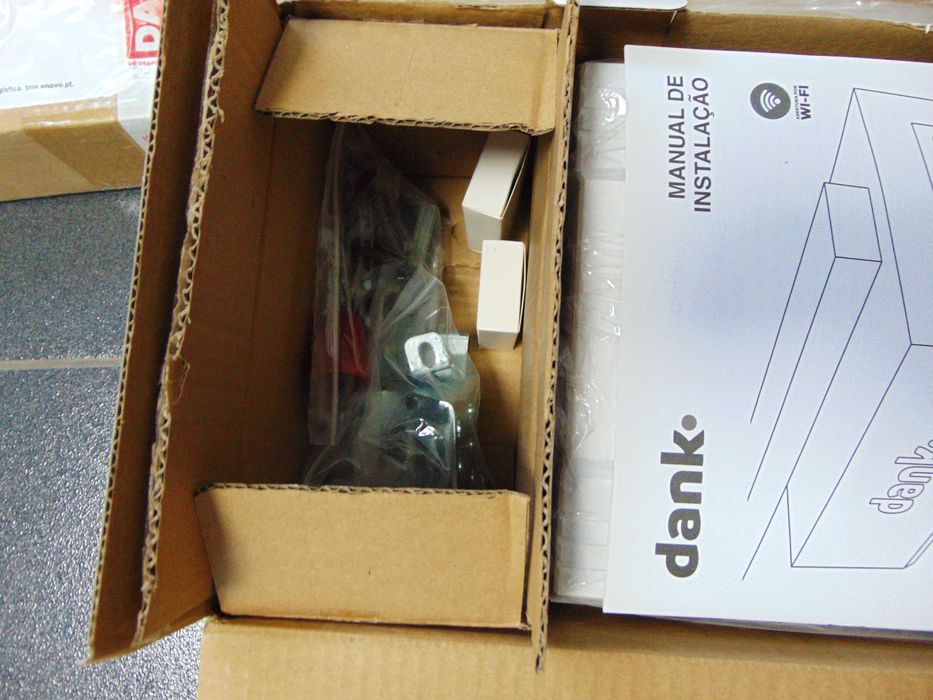 Kit Dank K10 Motor com WI-FI | Automatismo Portões de Garagem / NOVO