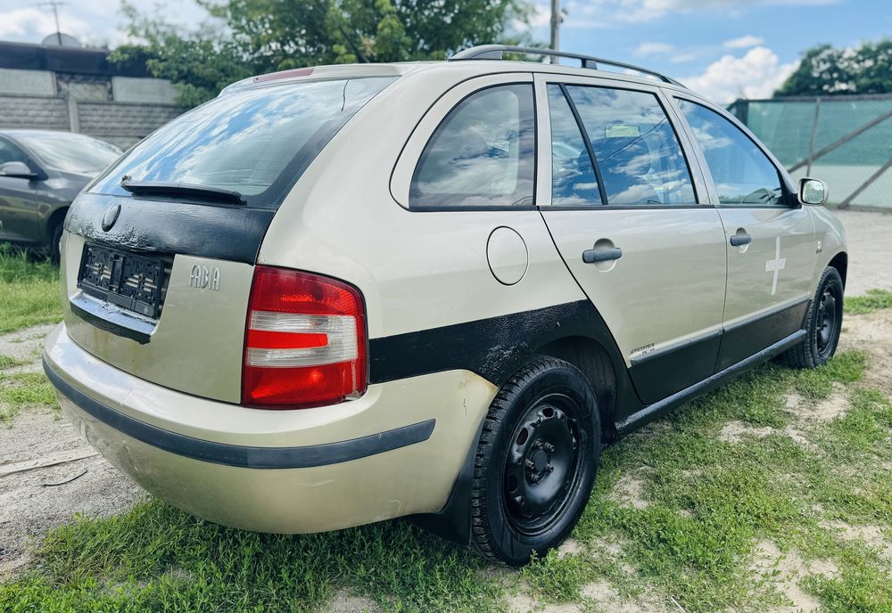Продам Skoda Fabia 1.4 Бензин НЕРОЗМИТНЕНА на повному ходу!
