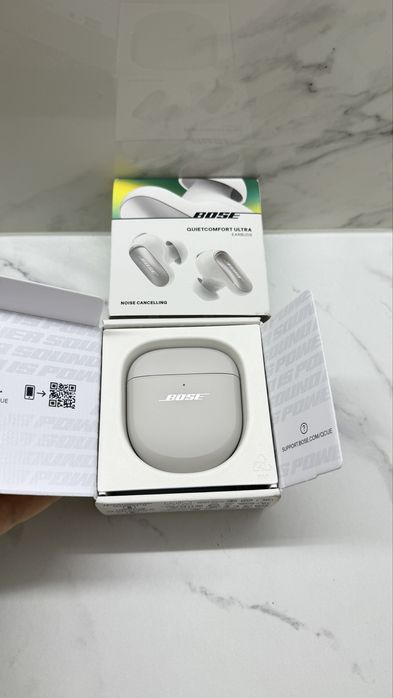 Бездротові навушники Bose QuietComfort Ultra Noise Cancelling Earbuds