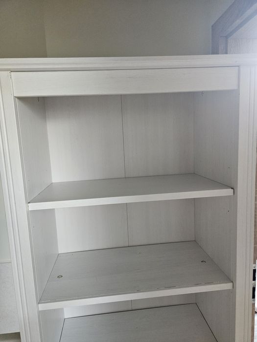 Ikea Hemnes witryna regał 65 cm biały