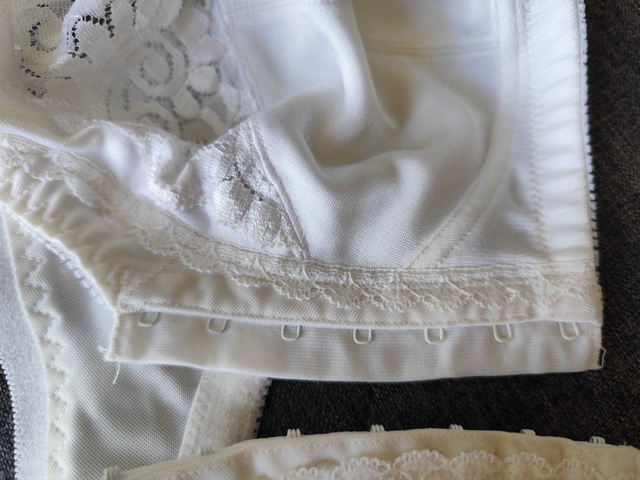 Бюстик Триумф 85D, лифчик